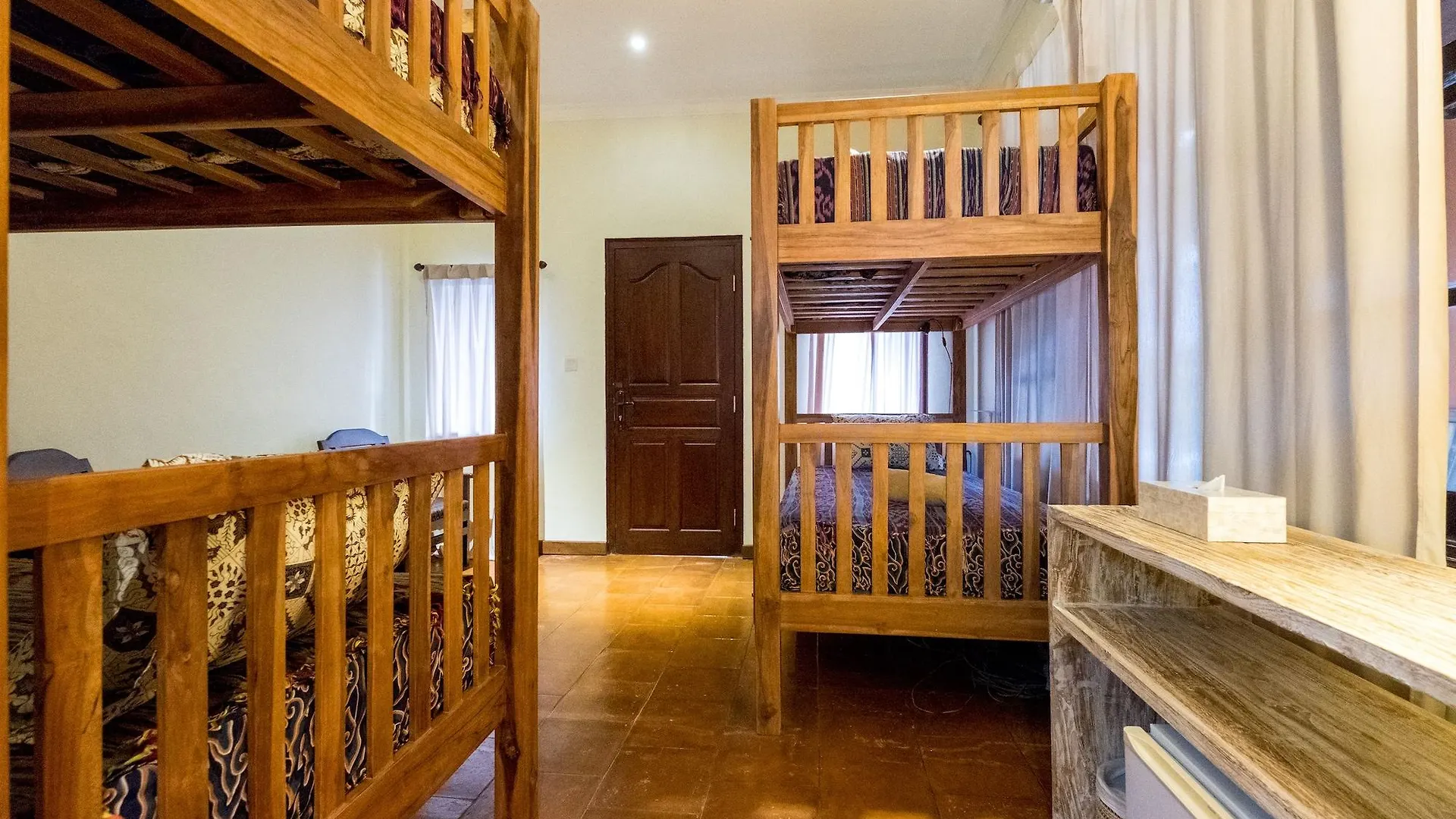 Hotel Easy Surf Camp Kuta Lombok
