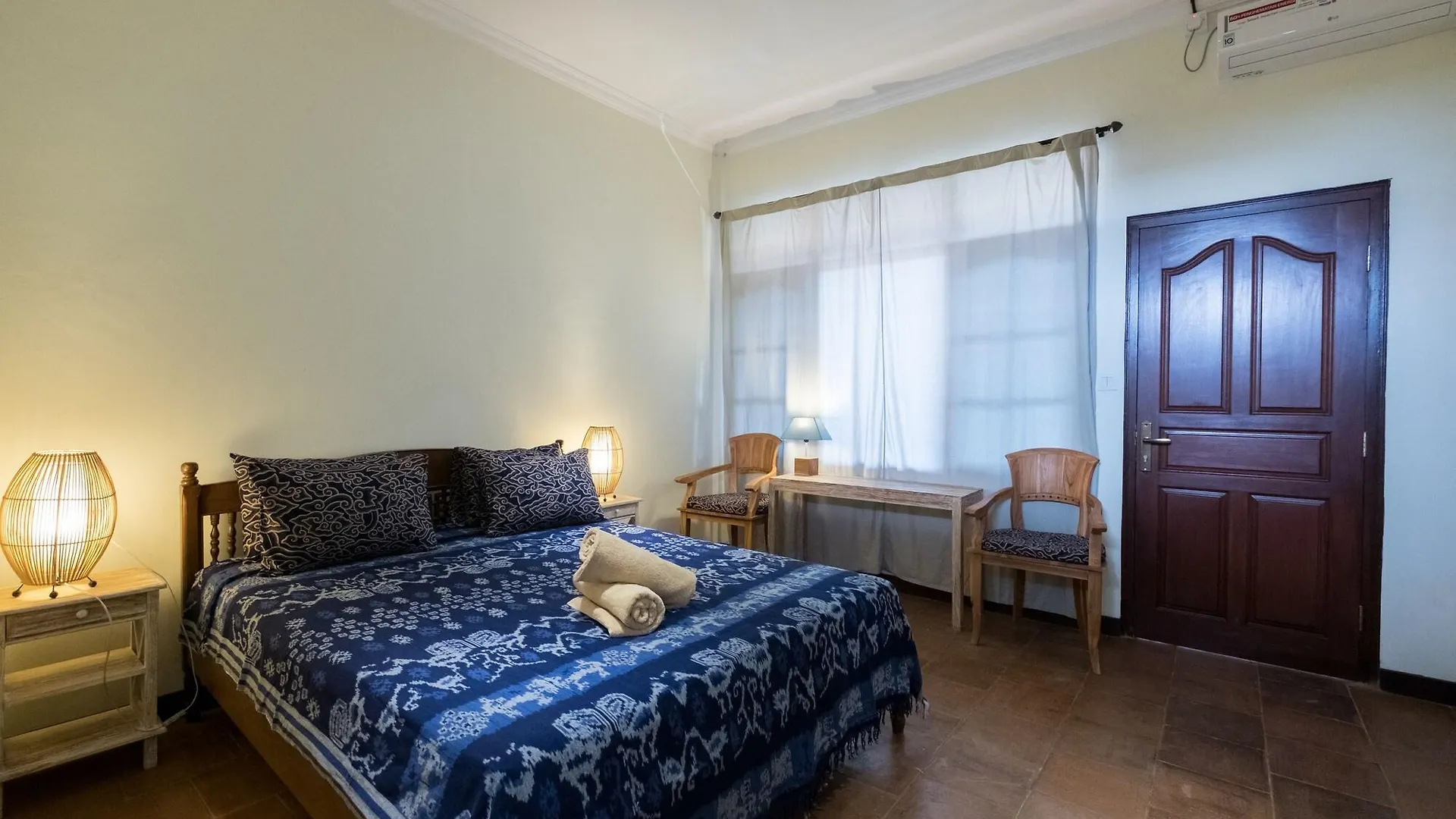 Hotel Easy Surf Camp Kuta Lombok