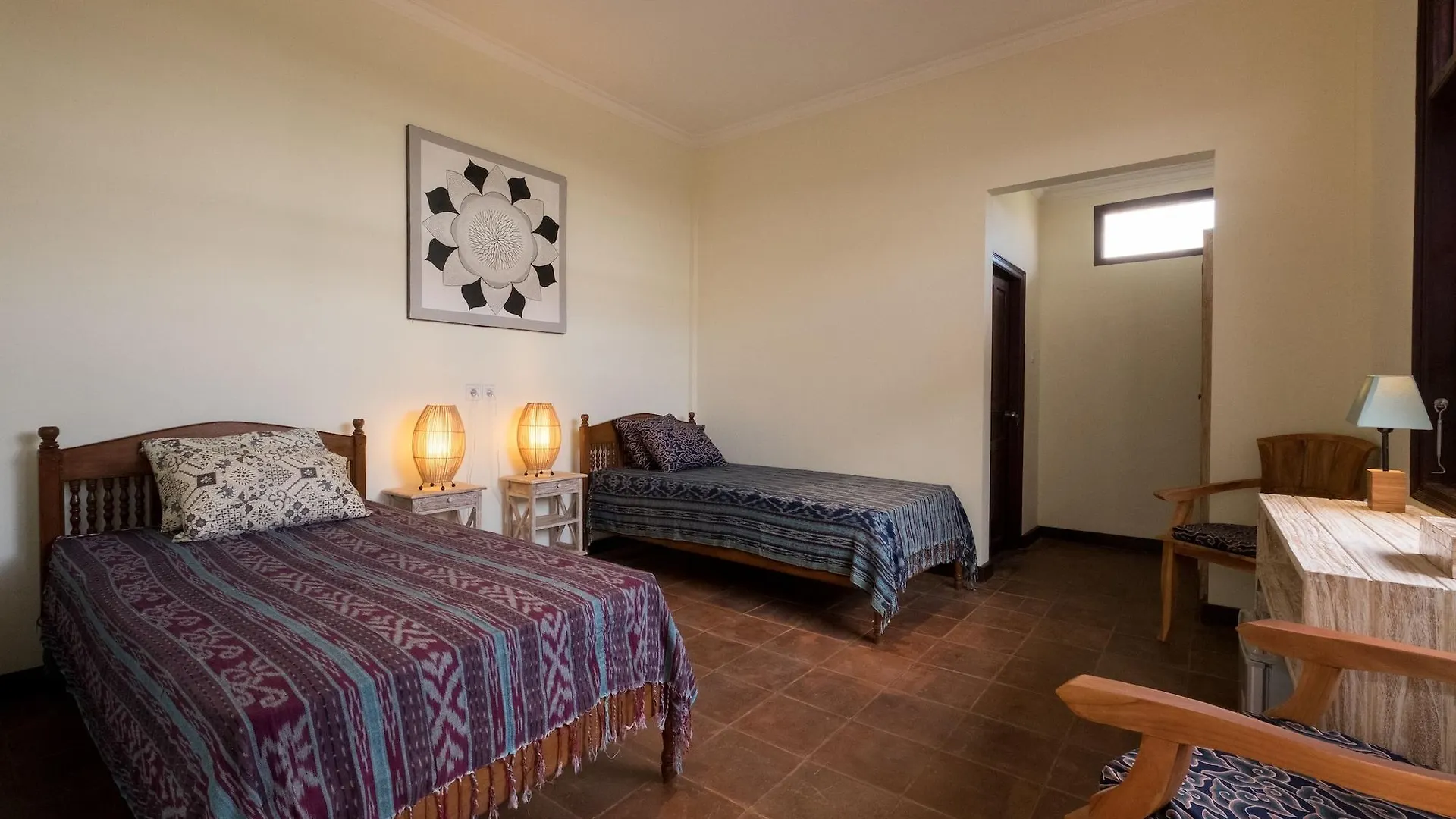 Hotel Easy Surf Camp Kuta Lombok 3*,
