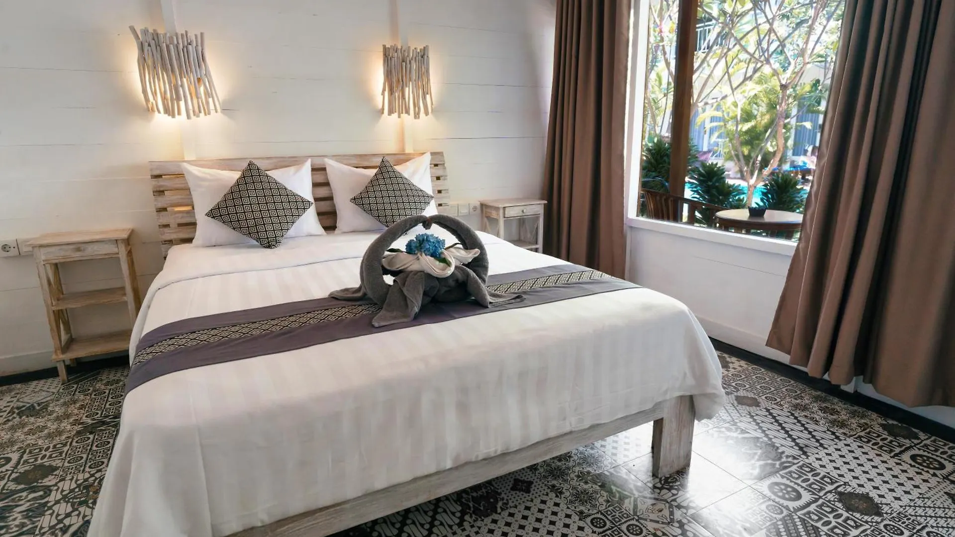 Hotel Easy Surf Camp Kuta Lombok
