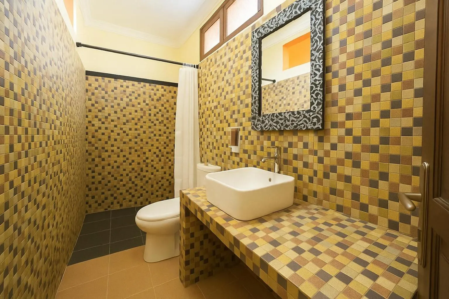 Hotel Easy Surf Camp Kuta Lombok